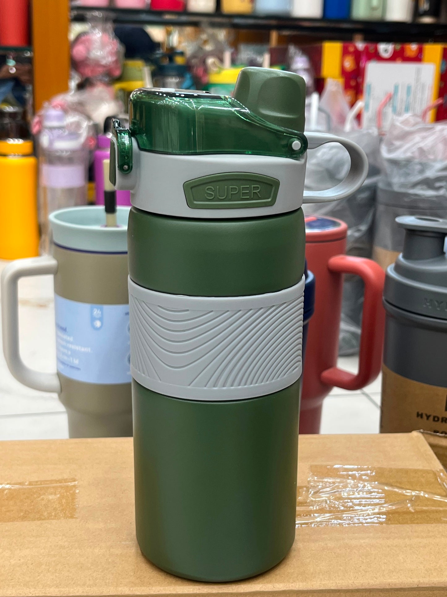 🏷️ Vilora Premium Leak-Proof Sports Water Bottle – Flip Lock Hydration Bottle