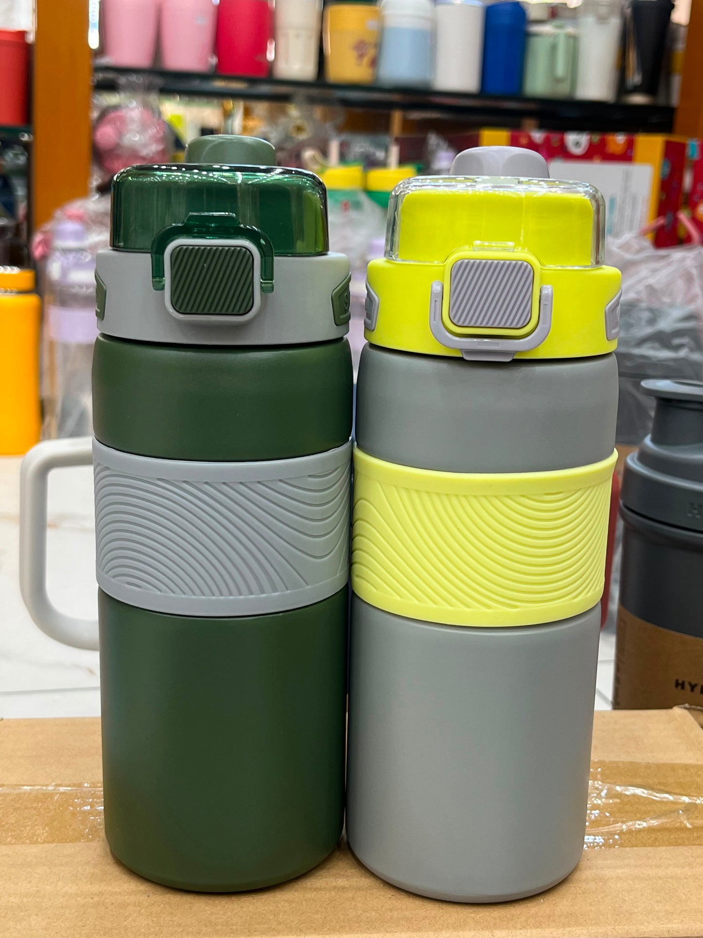 🏷️ Vilora Premium Leak-Proof Sports Water Bottle – Flip Lock Hydration Bottle